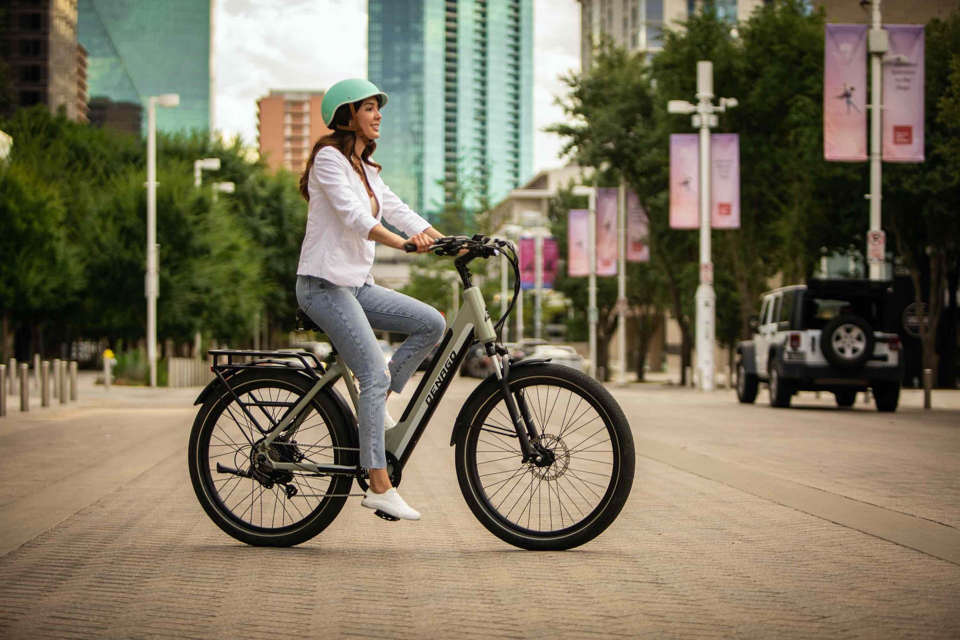 urban commute bike Denago Commute Model 1 Step-thru eBike